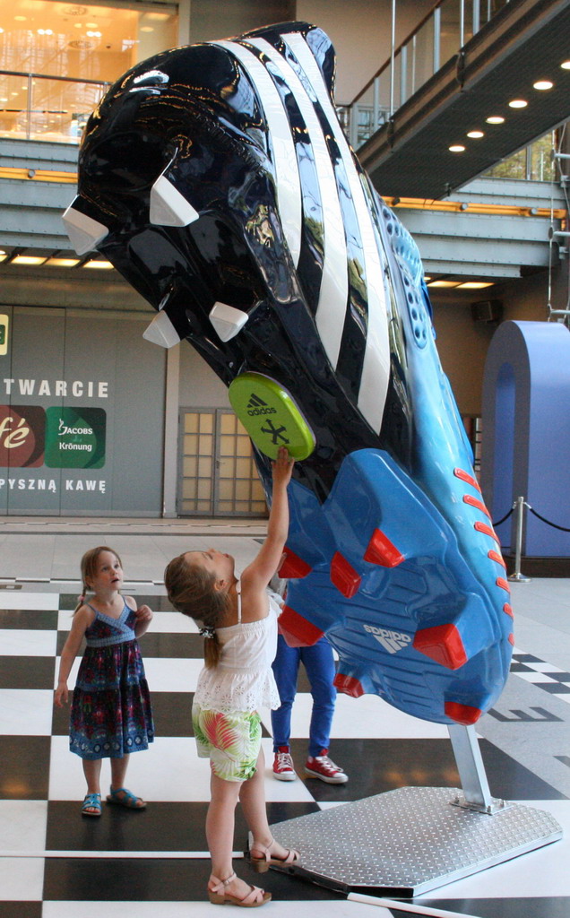 Duża reklama, makieta buta Adidas Predator Lethal zones 5 Duża reklama, makieta buta Adidas Predator Lethal zones