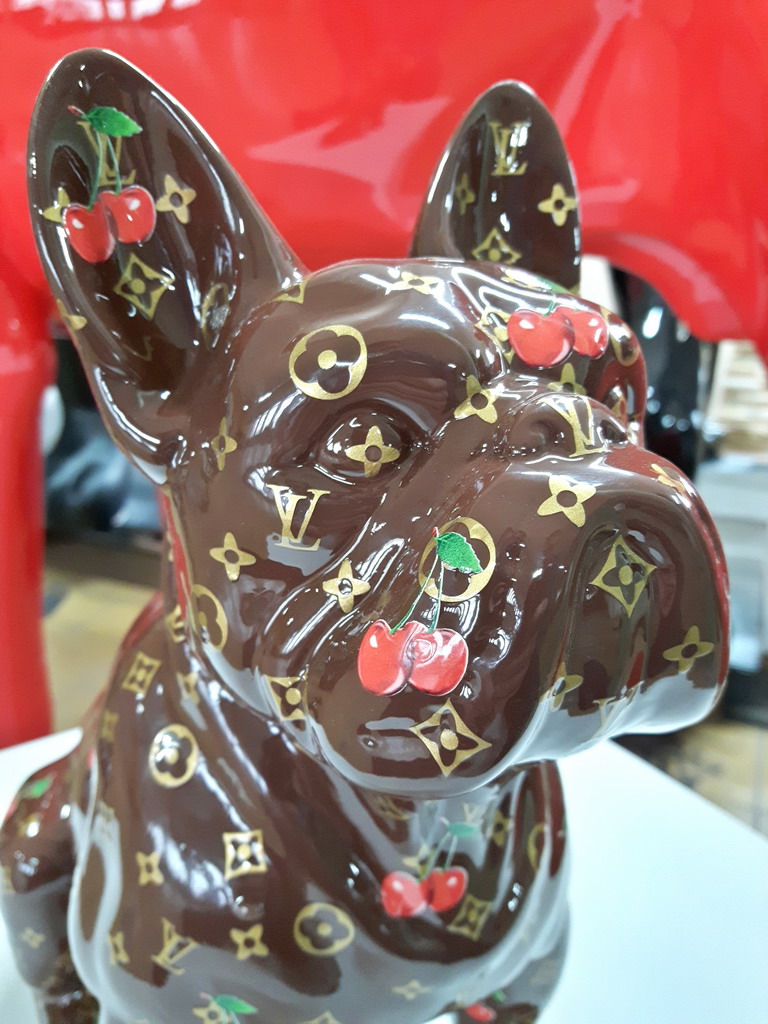 Mała figurka siedzący pies Bulldog Francuski - edycja pop-art 4 Mała figurka siedzący pies Bulldog Francuski - edycja pop-art