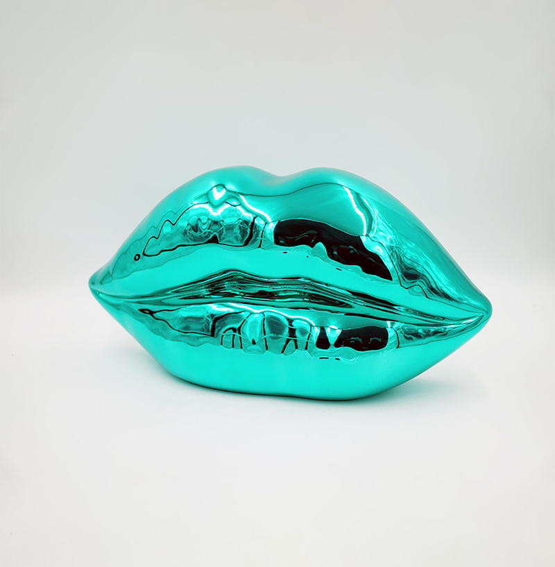 Usta niebieski chrom 1 Usta niebieski chrom