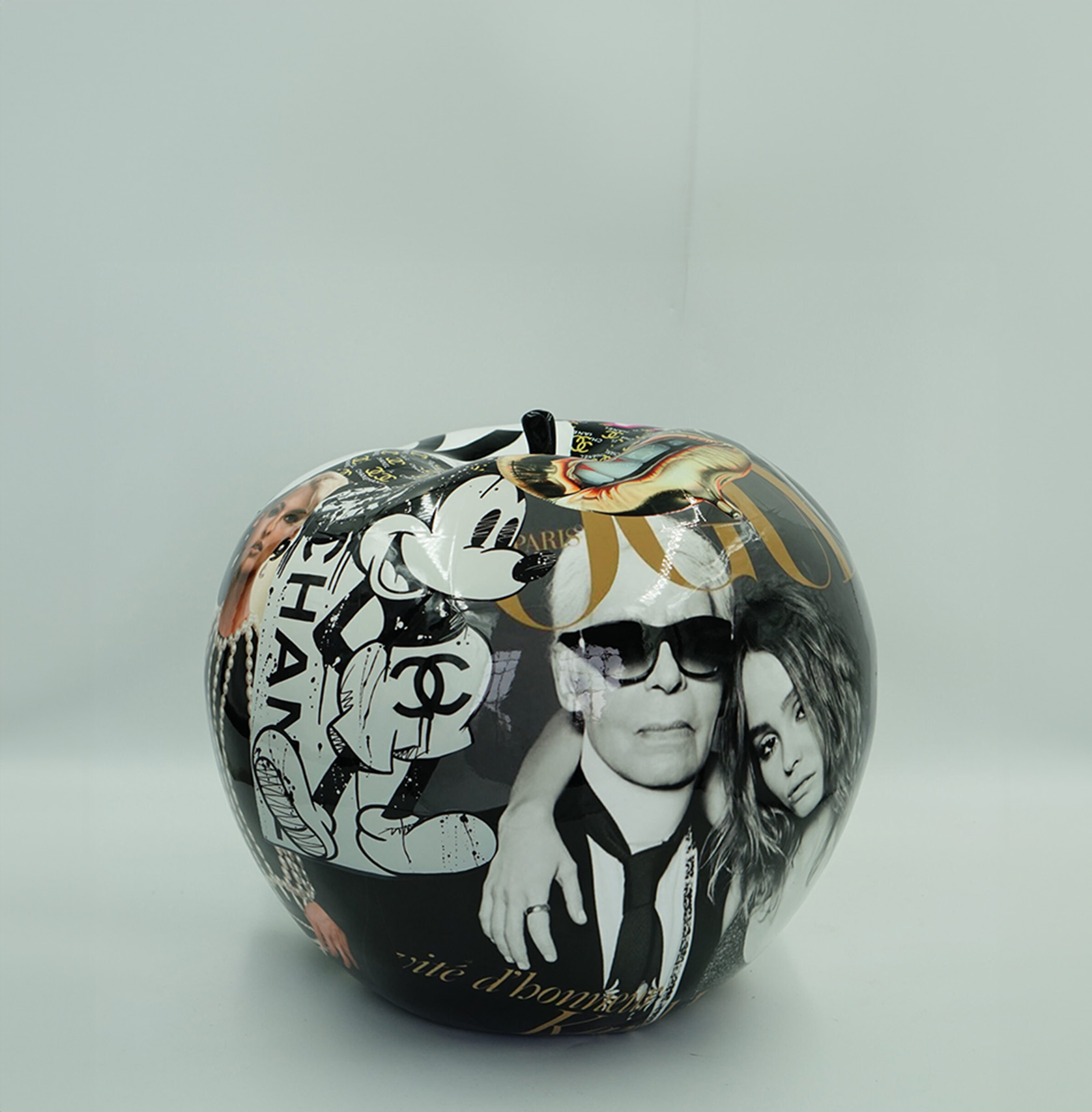 Jabłko Karl Lagerfeld 40cm 1 Jabłko Karl Lagerfeld 40cm