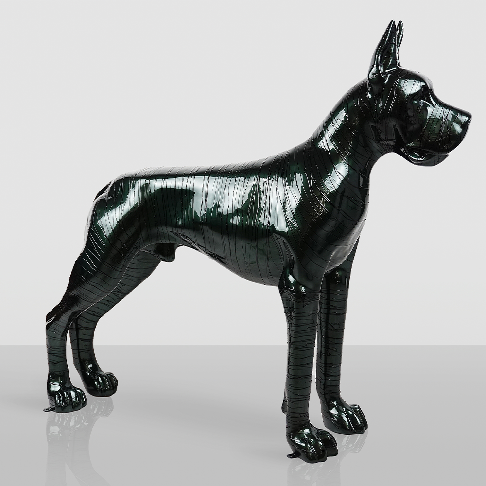 Zielony dog Niemiecki oblewany farba